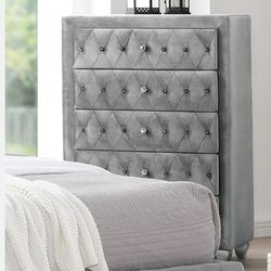 GRAY CHEST NEW IN BOX ☎️ 1714586,2564 PICK UP PRICE