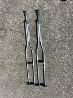Crutches 