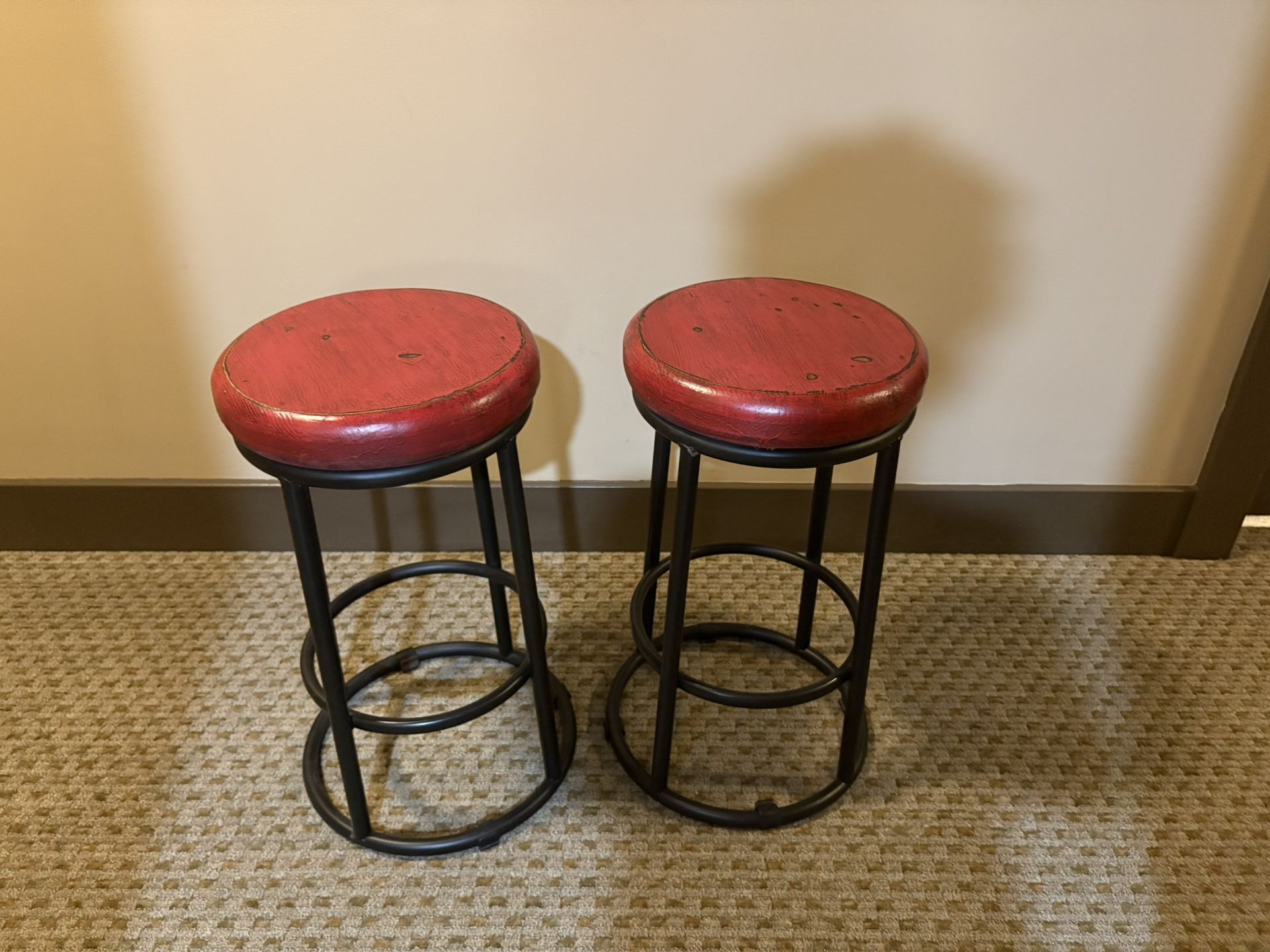 Gorgeous Pottery Barn Jefferson Bar Stools (pair)