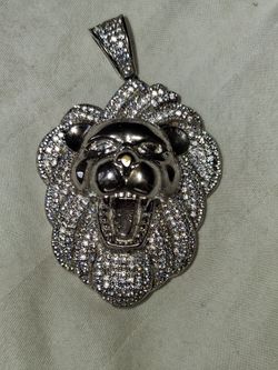 Iced Out Lion Head Pendant silver tone