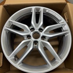 Factory Reproductions FR22 Corvette C7 Z06 Style Wheels – Chrome 