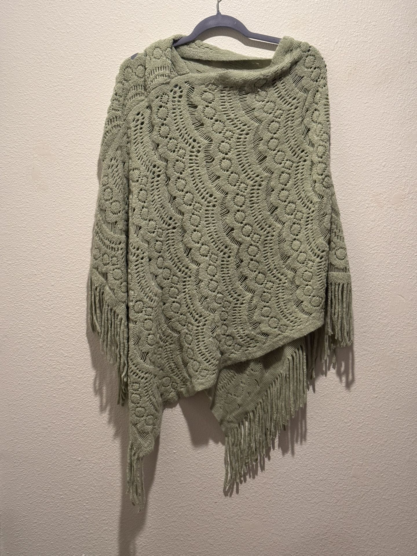 Cottagecore Delicate Green Pancho