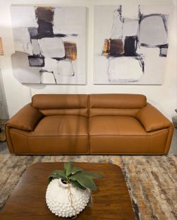 🔥 Top Grain Leather Sofa – Modern Comfort Special 🔥