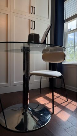 Dining table with chairs