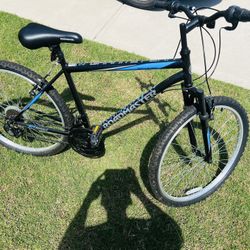 Roadmaster Granite Peak Men's Mountain Bike, 26" wheels, Black/Blue