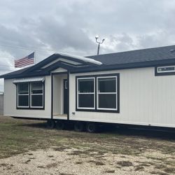 Luxury 3 Bedroom 2 Bath