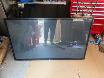 60inch lg tv works good