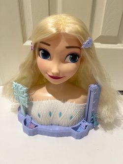 Disney Frozen 2 Elsa the Snow Queen Deluxe Styling Head 11pc