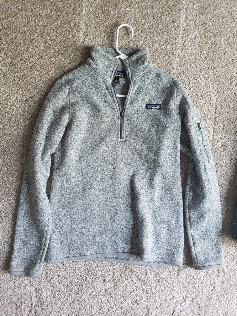 PATAGONIA FLEECE PULLOVERS (2) - Size M