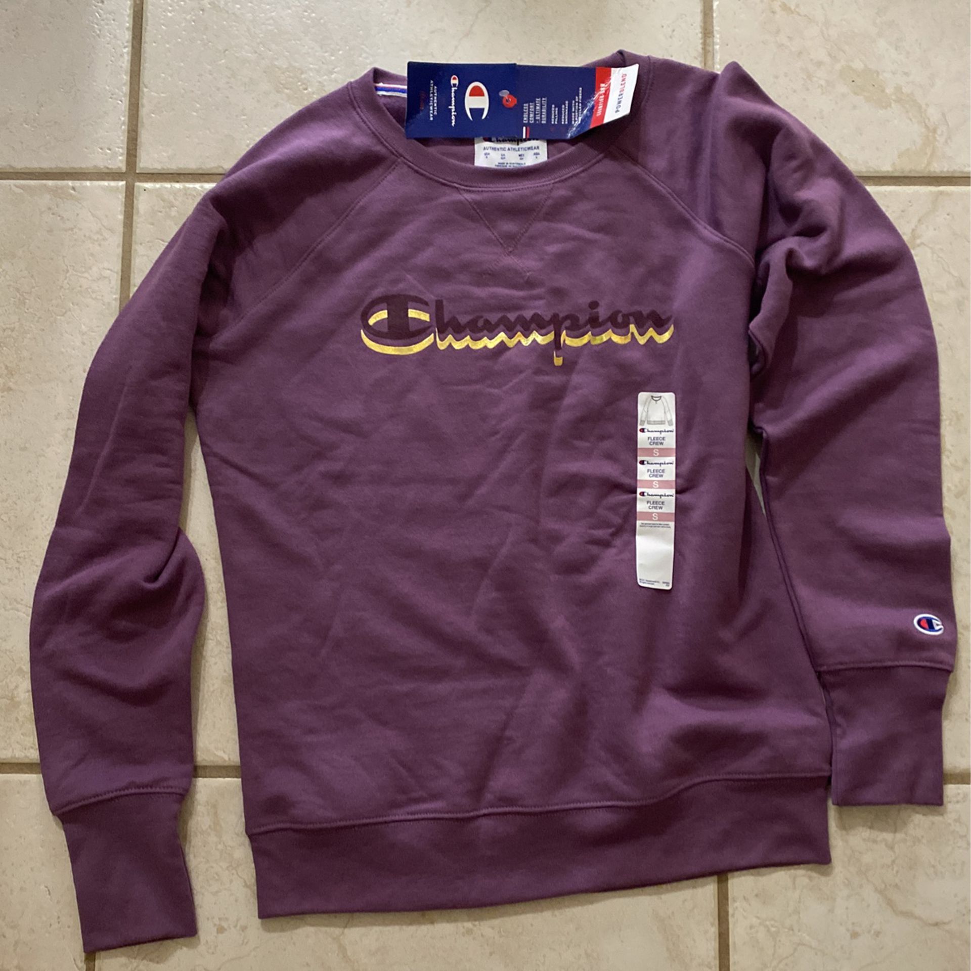 Champion sweatshirt small $25 Womens