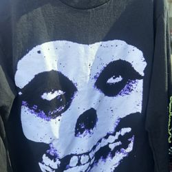 The misfits long sleeve men’s small 