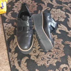 Size 9 And 1/2 Eileen Fisher Shoes Like New Condition