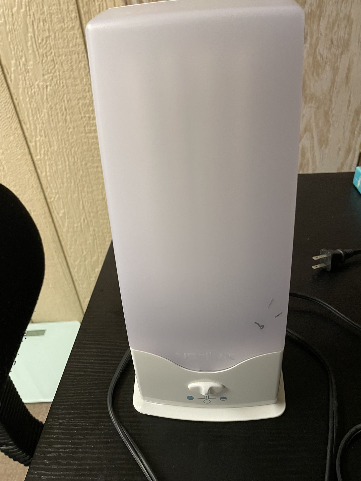 Varilux Light Therapy Lamp