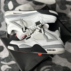 Jordan 4 Size 9.5