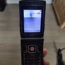 sprint sanyo Katana flip phone