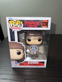 VAULTED Eleven Roller Rank Stranger Things Funko Pop #1238 TV Season 4 Television Four Series Brown