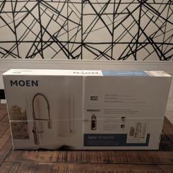 *NEW* Moen Joric Spot Resist Stainless Single Handle Deck-mount Pull-down Kitchen Faucet & Sprayer
