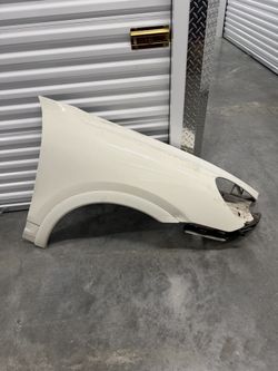 Porsche Cayenne Fender 