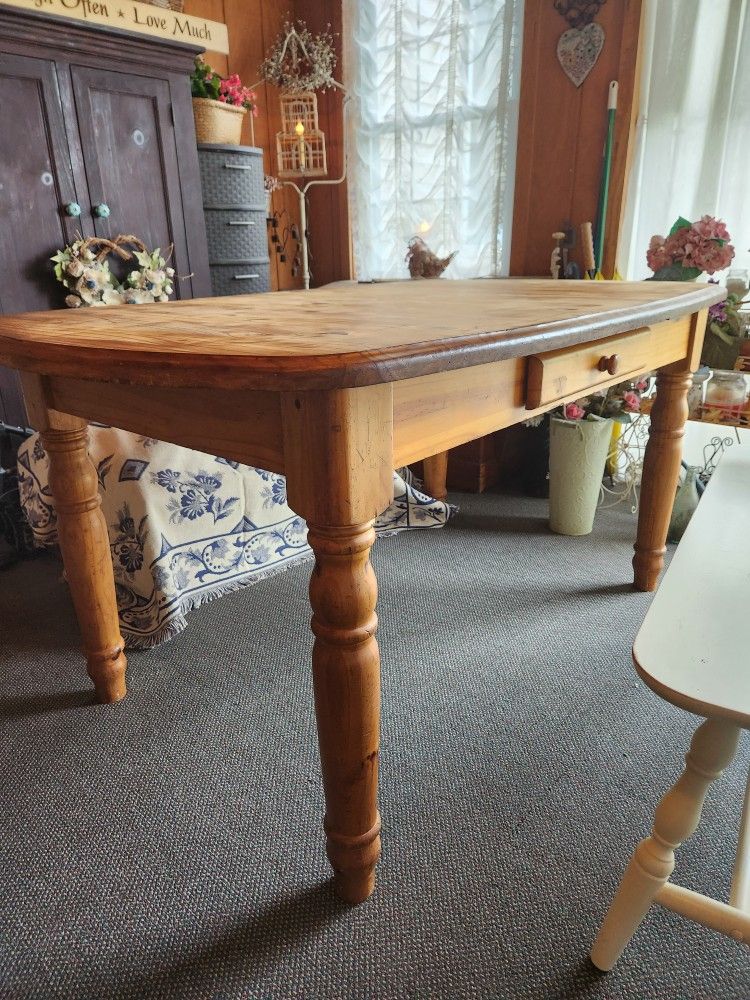 Vintage English Pine Wood Farm House Table w/drawer 60" New Hampshire