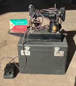 Old Portable Singer Sewing Machine