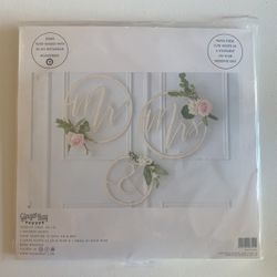 Mr & Mrs Wedding Wood Sign