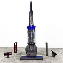 Dyson Ball Animal + Vacuum Cleaner w/ attachments - Aspiradora