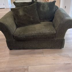 Free.    Oversized Accent Chair Very Comfortable!