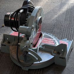 Delta Compound Miter Saw