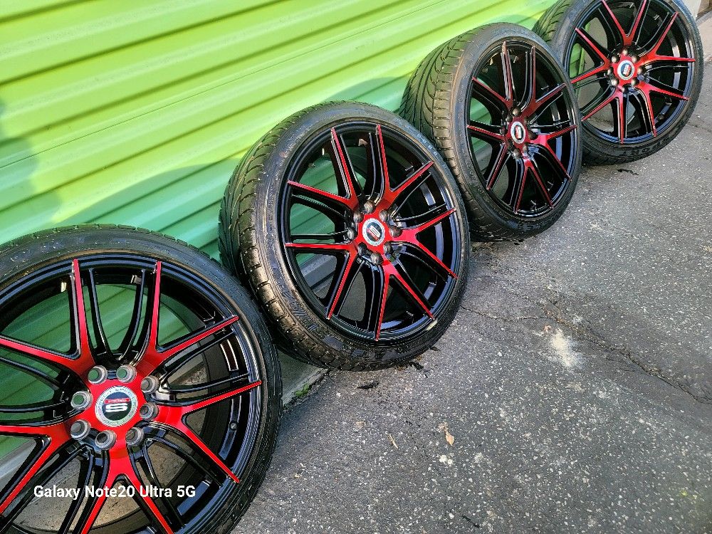 Wheel 17 4 Lugs Universal Like New 