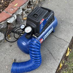 Campbell Hausfeld Compressor W Hose