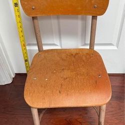 Wooden Classroom Style Chair two hole on seat Just $5 xox