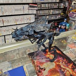 NECA Aliens: Xenomorph Queen Ultra Deluxe Action Figure