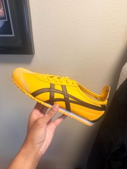 Onituska tiger size 10 brand new