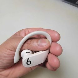 Beats Powerbeats Pro Wireless