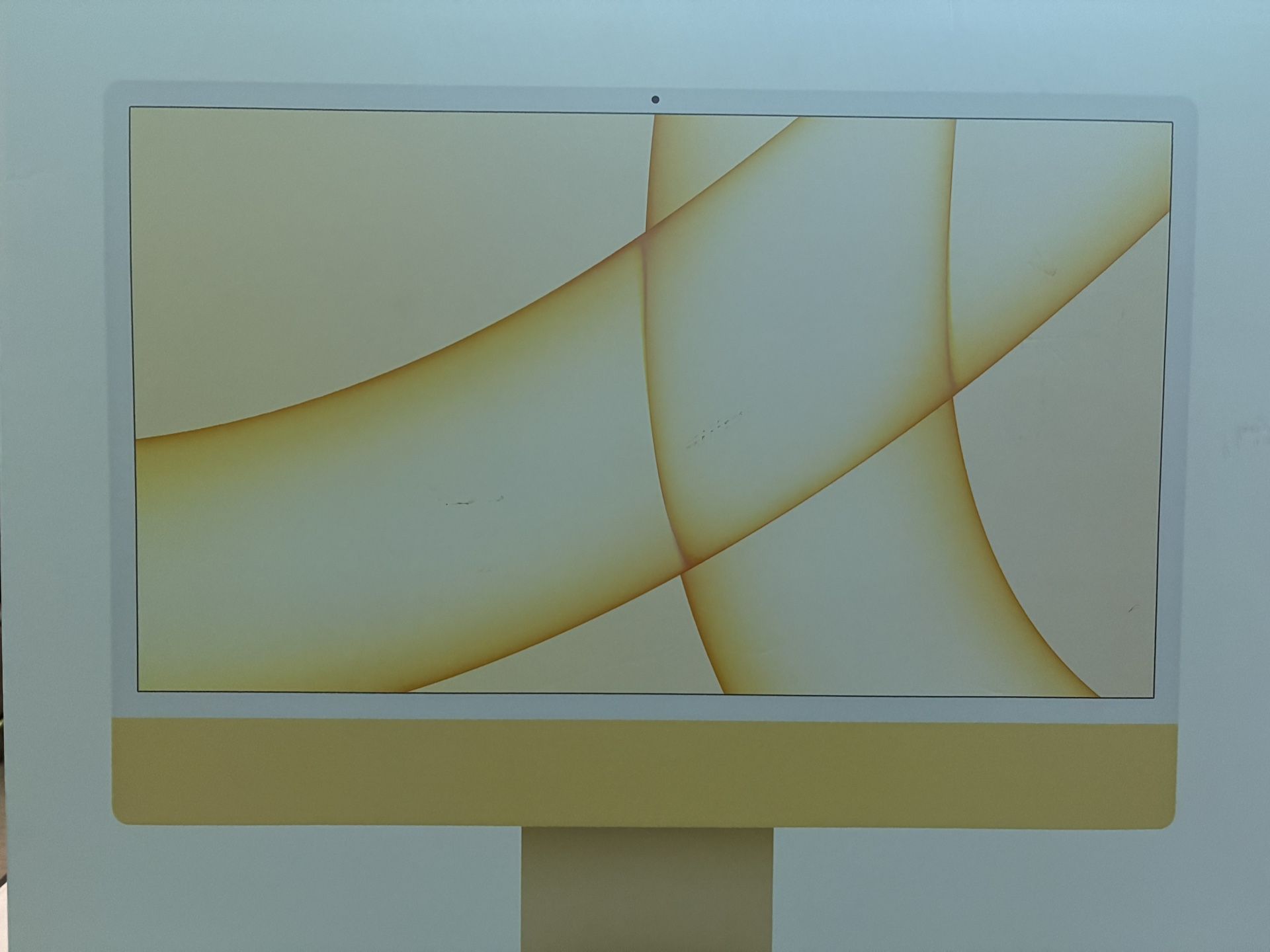 iMac Real (24-inch, 2023, Four ports) 256 GB M3 Chip 8 Core CPU 8 Core GPU