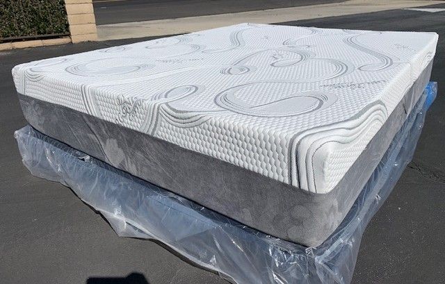 King Organic Cool Gel Memory Foam!!