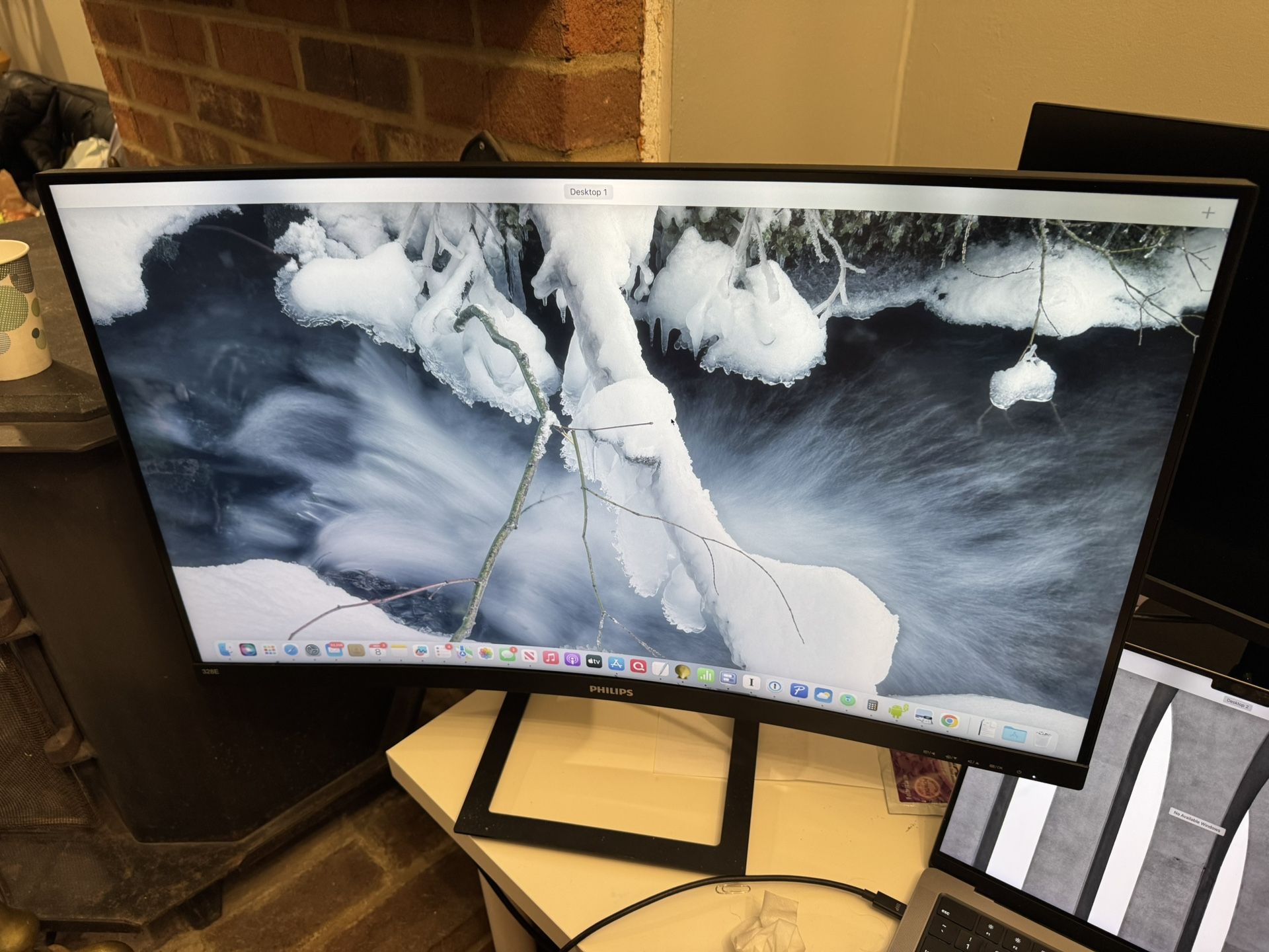 Philips 4K 32” Curved Monitor