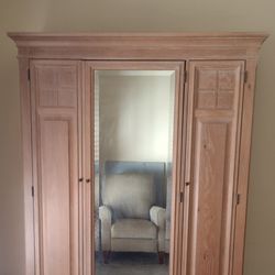 Thomasville American Revival Queen Bedroom Set - Light Oak