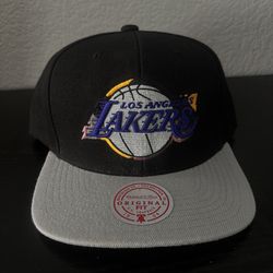 Mitchell & Ness Snapback Lakers Hat