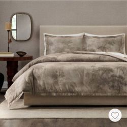 Jeremiah Brent Home 3pc Full/King Cotten Duvet set.