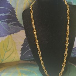 Chain  Link Necklace Gold Tone 