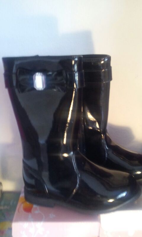 Raining boots for girls