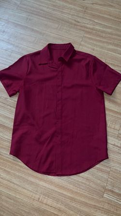 Men’s button up, Polo