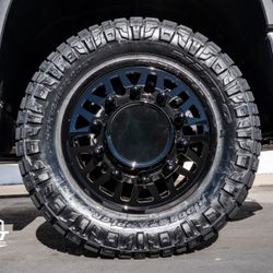 20” DDC Dually Wheels 
