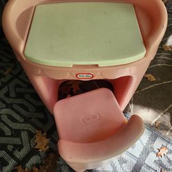 Little Tikes Makeup Vanity Mirror With Chair Princess 