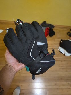 snow Gloves. ...HEAD Outlast Black Ski Gloves. Medium 