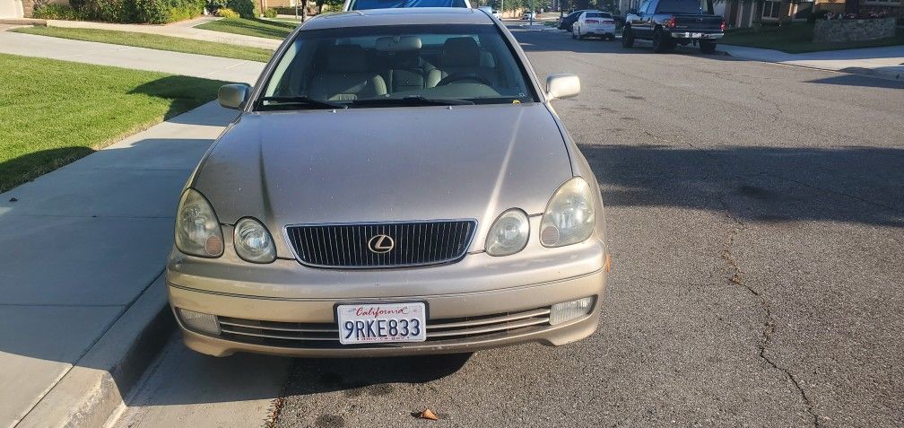 2000 Lexus GS 400