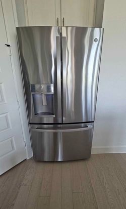 GE Refrigerator