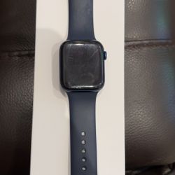 Apple Watch Series 6 44mm. 