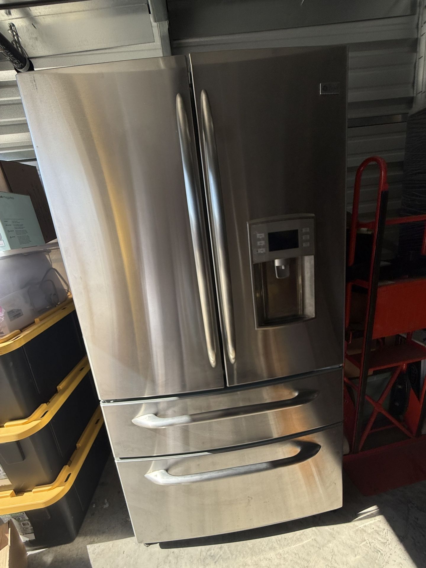 GE Profile Refrigerator 